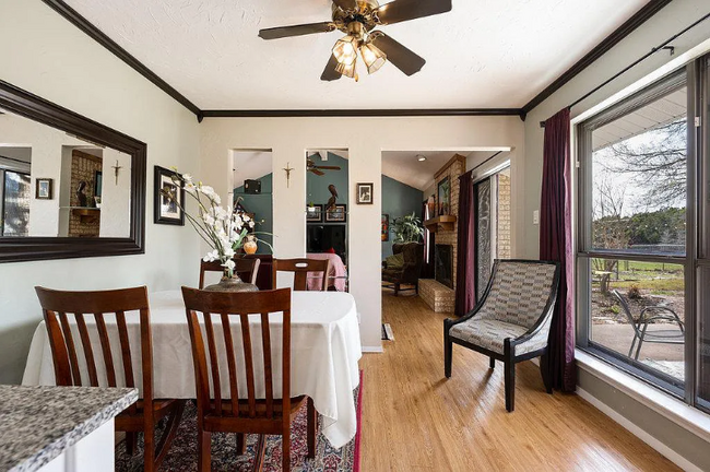 Building Photo - 9402 Granada Hills Dr