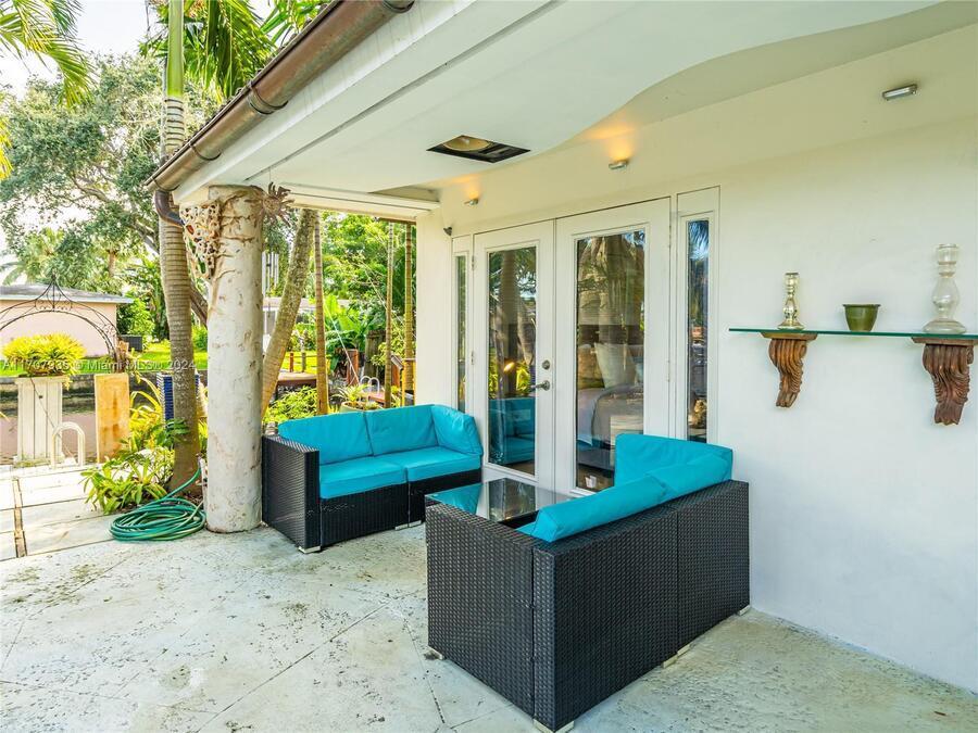 Foto principal - 1930 NW 32nd Ct