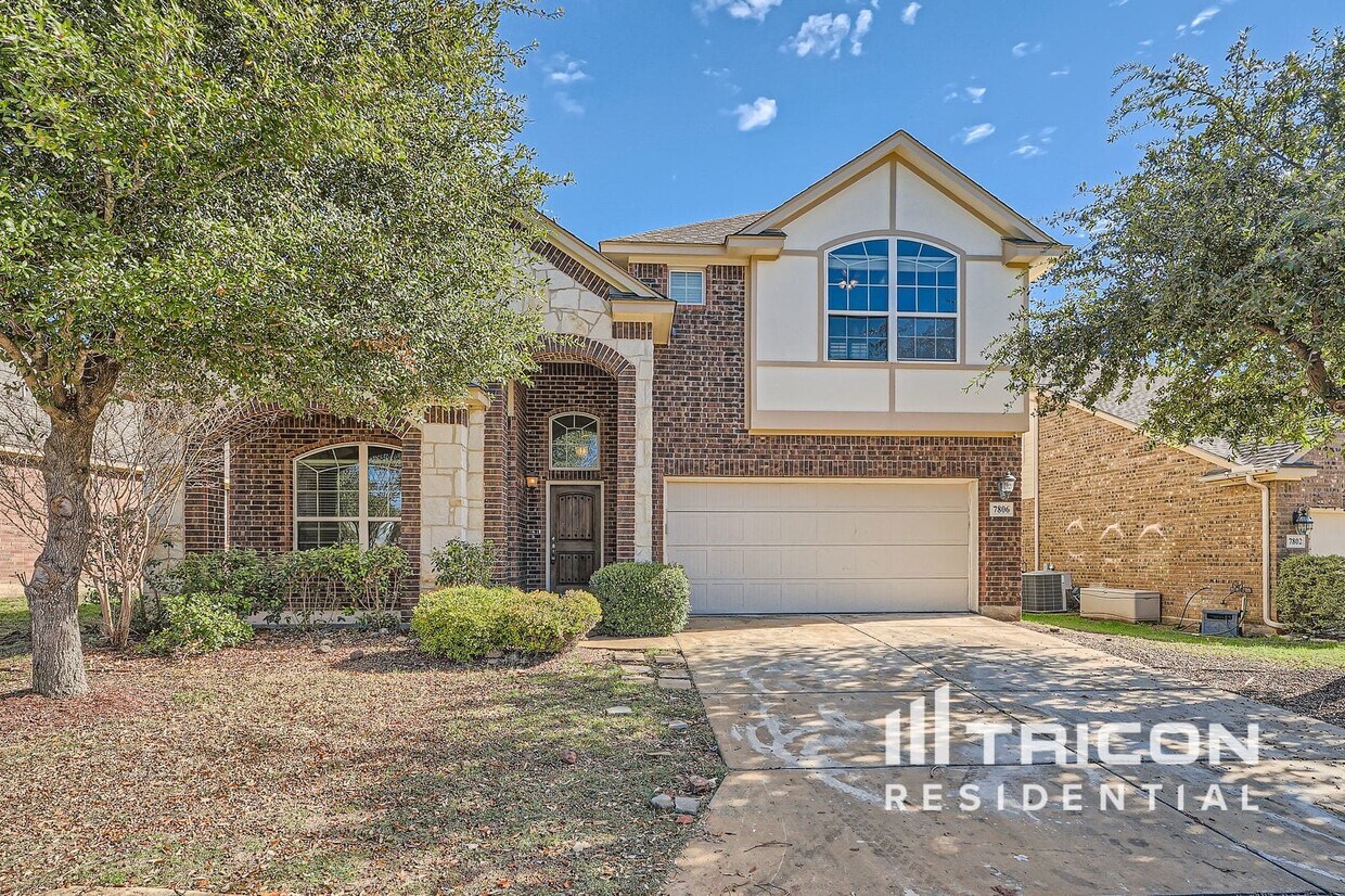 Foto principal - 810 S Sheridan Blvd