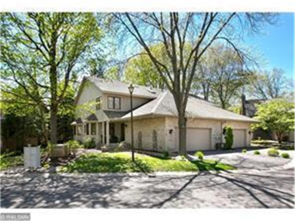 1110 Hollybrook Dr, Wayzata, MN 55391 Townhome Rentals in Wayzata MN