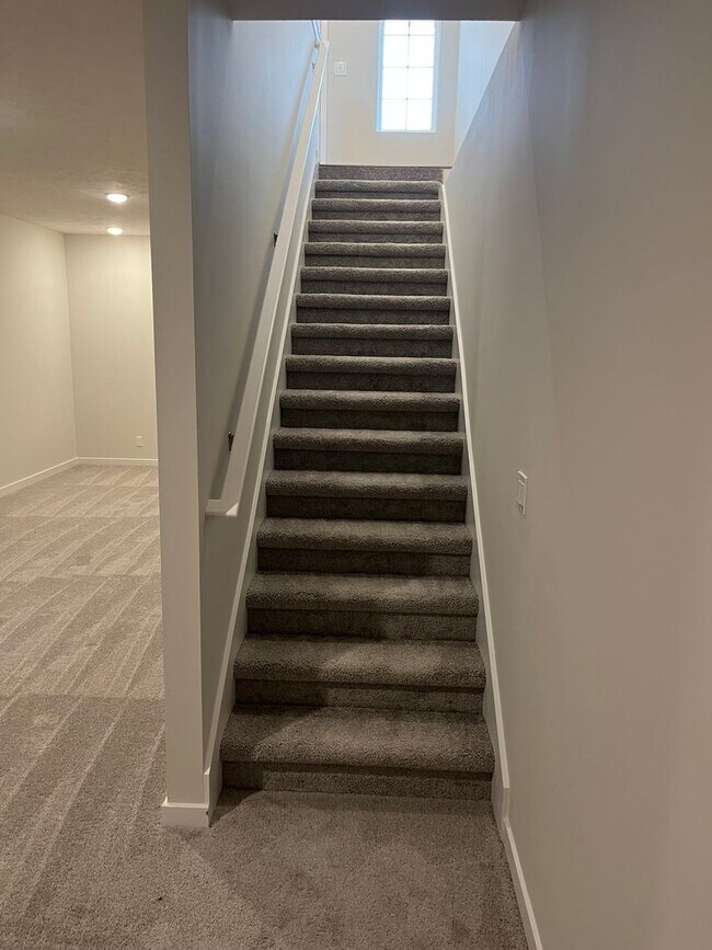 Foto del edificio - Brand-New Ranch in Papillion | 4BR + Finished Basement + Deck + All-Inclusive Amenities