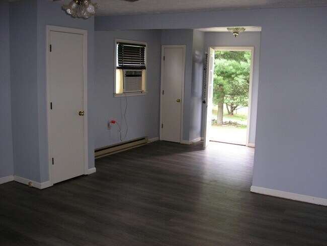 Foto del edificio - 3812 Charlie Moran Hwy