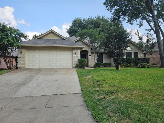 Primary Photo - 812 Twin Creek Dr