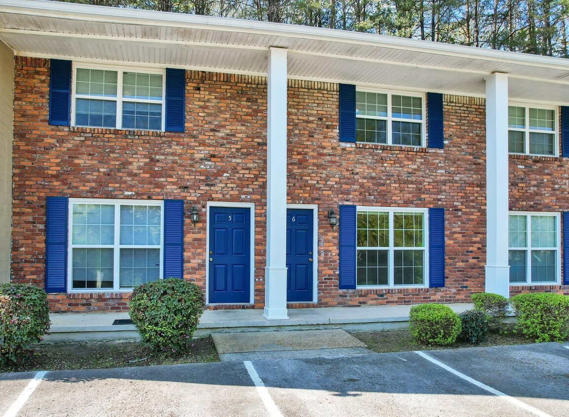 Building Photo - 