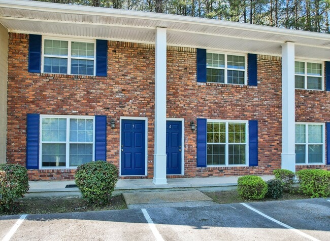 Photo - 1312 Ely Rd Apartment