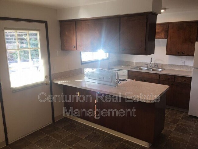 Foto del edificio - 730 Queen Ave SE