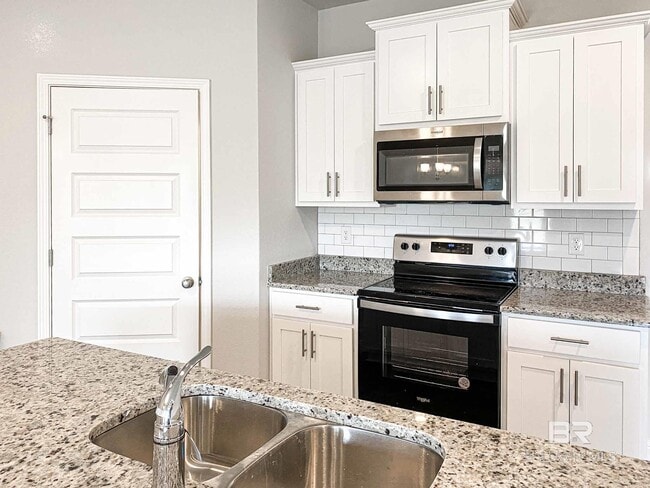 Building Photo - 23317 Lieutenant Ave