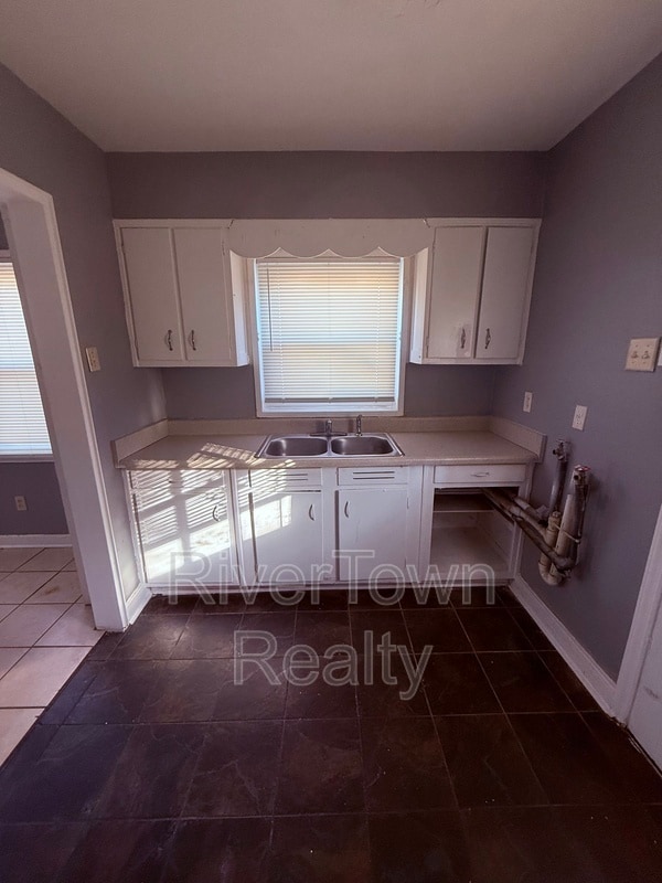 Building Photo - 3742 Deerwood Cove