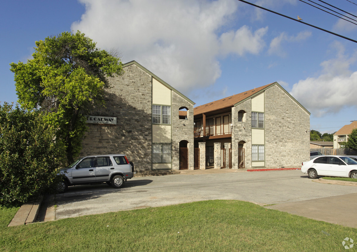 Primary Photo - Broadway Condominiums