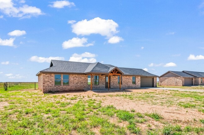 Building Photo - New Construction Home In Idalou ISD!