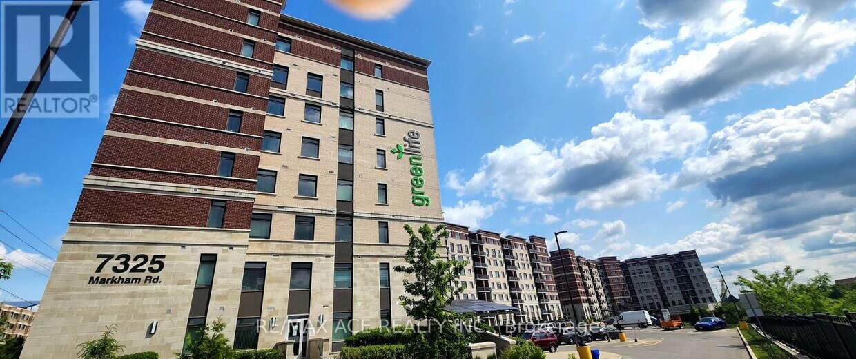 Photo principale - 7325-7325 Markham Rd