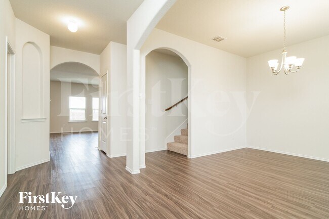 Foto del edificio - 434 Stuart Ln