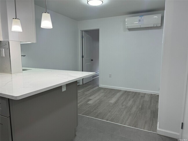 Foto del edificio - 133-37 41st Rd