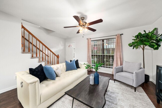 Foto del edificio - 6653 Wanda Ln