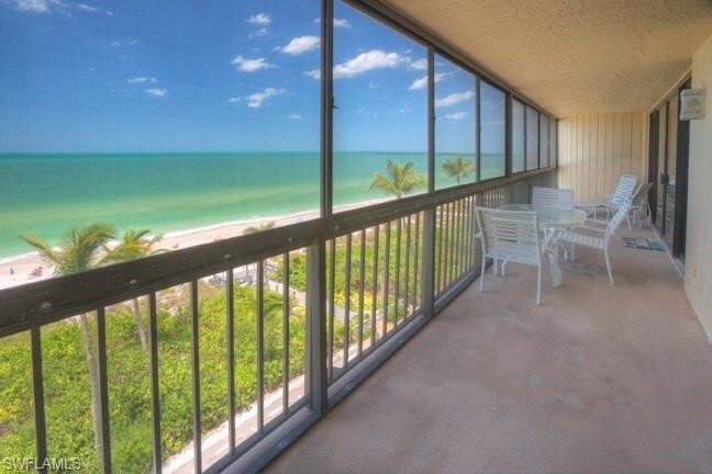 Foto principal - 26300 Hickory Blvd