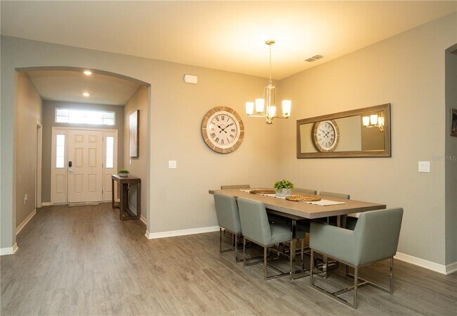 Foto del edificio - 1109 Montgomery Ln