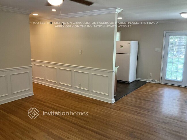 Foto del edificio - 4001 Abbeydale Dr