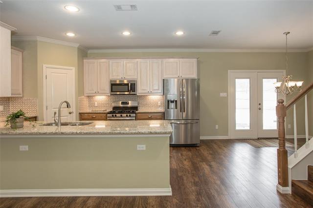 Building Photo - 2705 College Ave