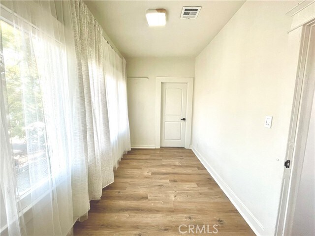 Foto del edificio - 3109 Raymond Ave