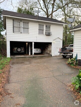 Building Photo - 1412 Old Shell Rd