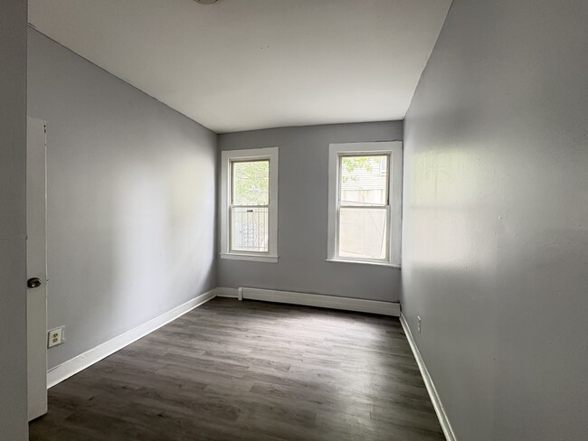 Foto del edificio - 49 N 14th St