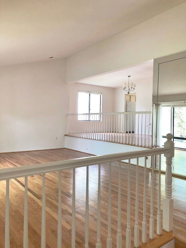 Foto del edificio - Spacious Potomac Beauty backs to Golf Course