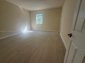 Building Photo - 17103 SW 96th St