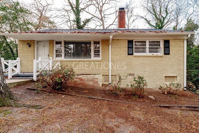 Building Photo - 6118 Damson Ln