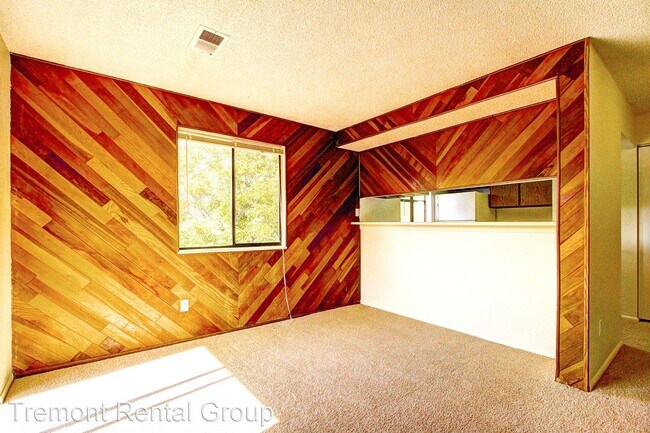 Building Photo - 3041 S Ursula Cir