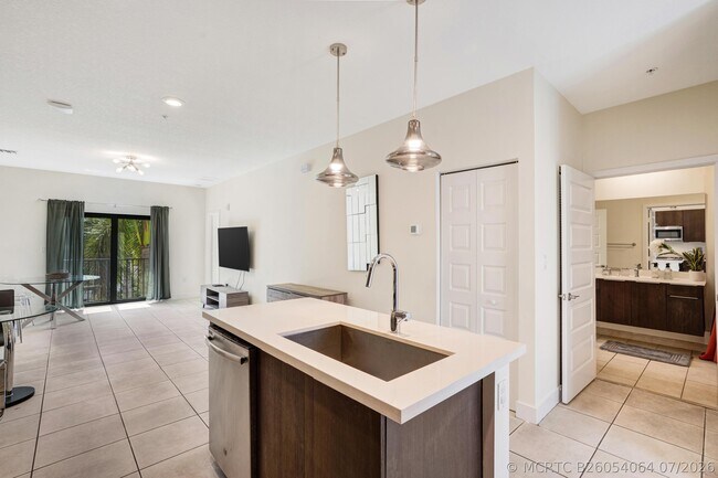 Foto del edificio - 4725 NW 85th Ave