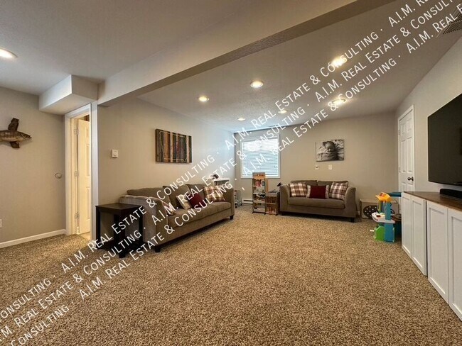 Foto del edificio - 1709 Crabapple Ln