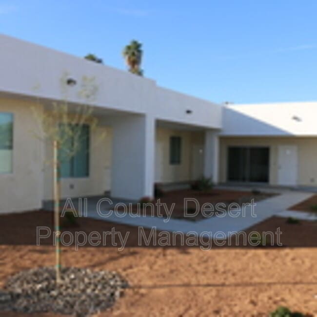Building Photo - 549 Placer Rd