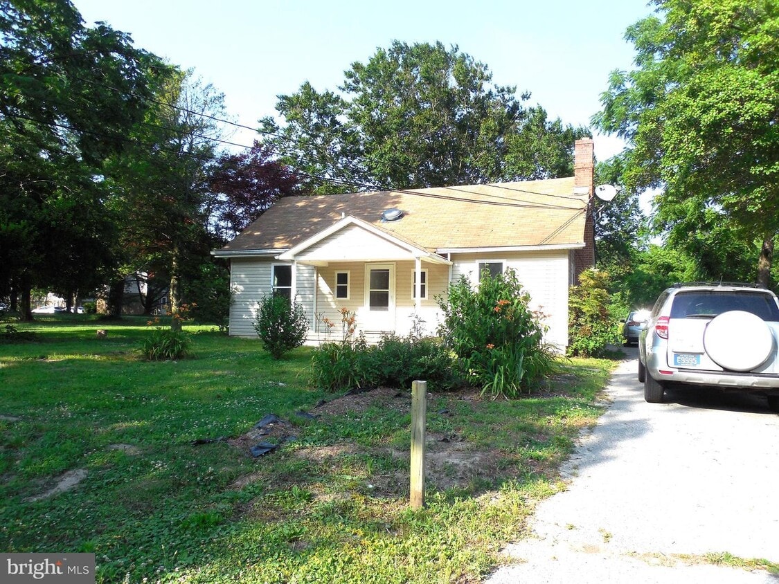 Primary Photo - 227 Appleby Rd