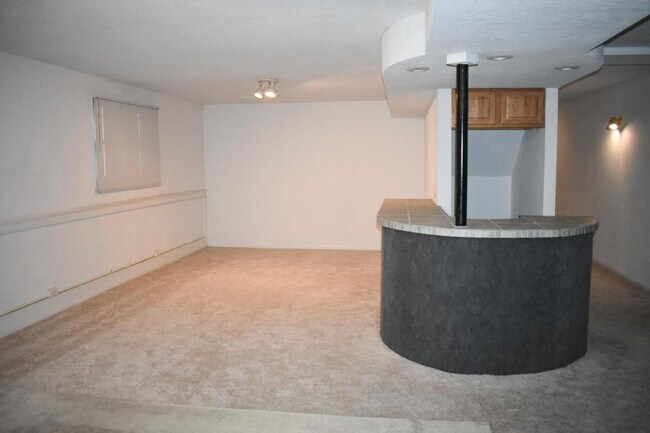 Foto del edificio - 15409 W. Ellsworth Dr