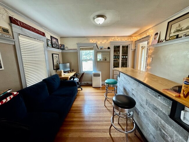 Building Photo - 49 Conant Rd