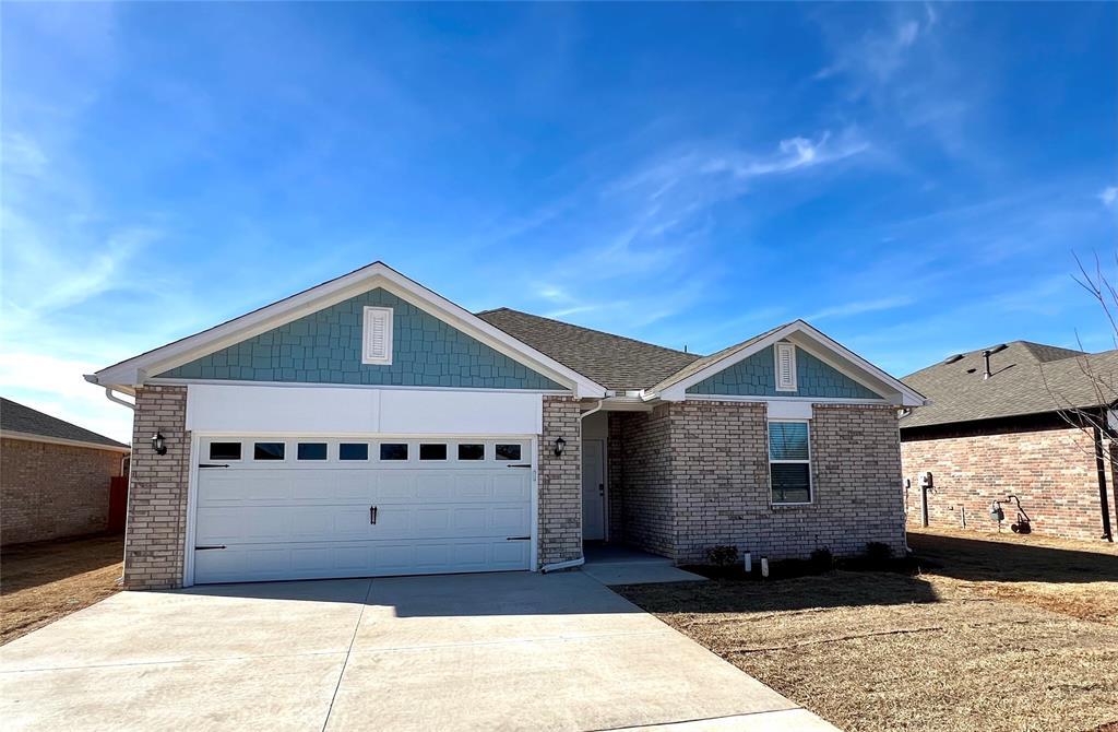 Foto principal - 12425 Bluford Ln