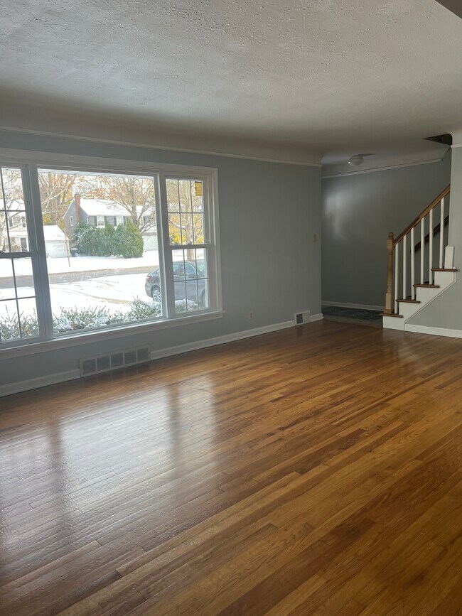 Foto del edificio - 1264 Brainard Rd