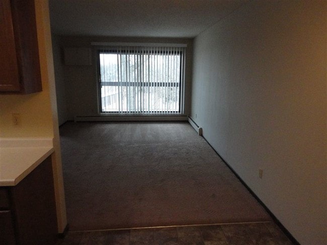 Building Photo - 1596 Millpond Ct