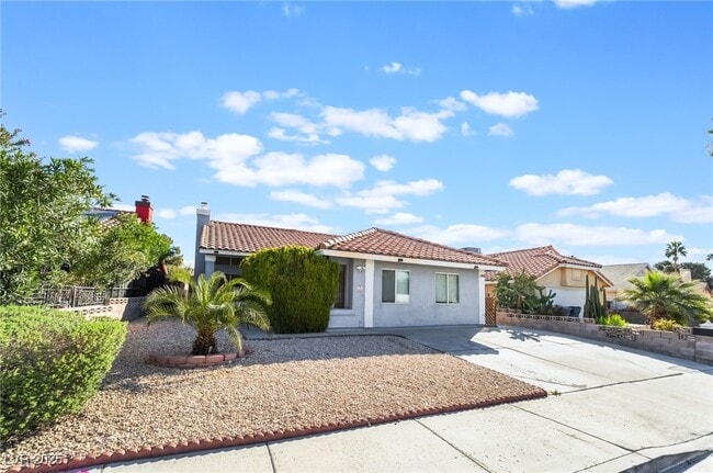 Building Photo - 7076 Gunslinger St