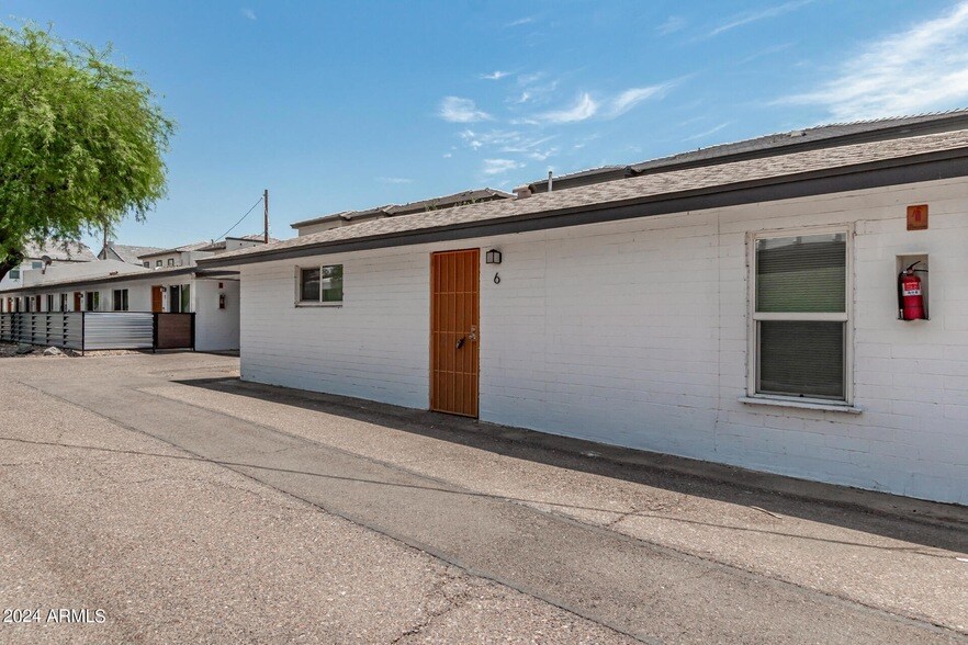Foto principal - 3027 N 37th St