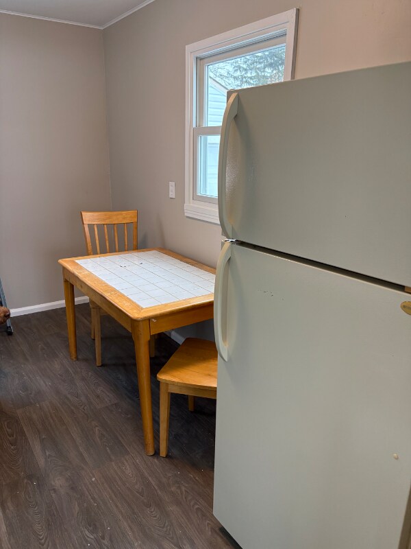 Foto del edificio - 147 S Surry Rd