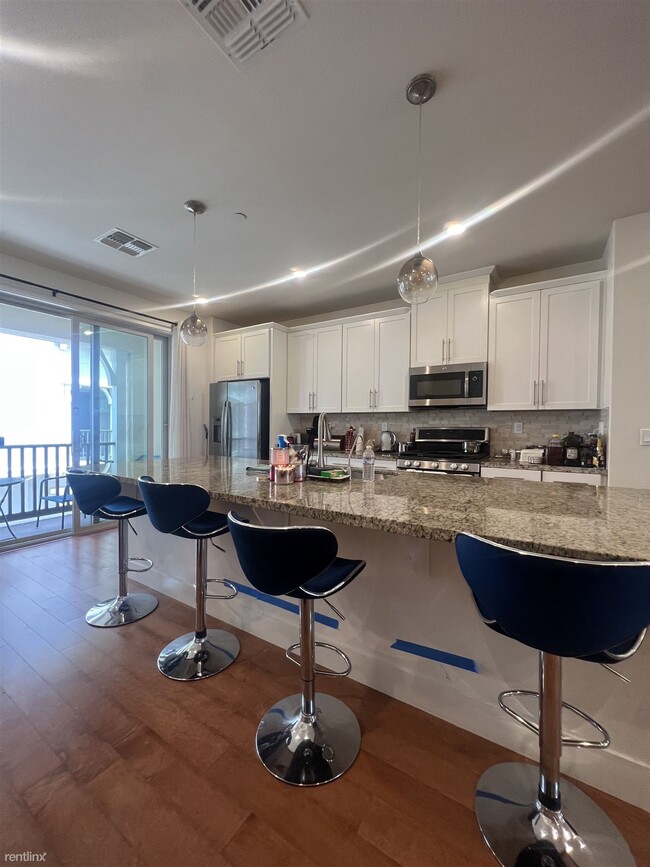 Foto del edificio - 4 br, 3.5 bath Townhome - 3053 Threecastle...