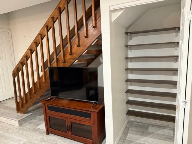 Foto del edificio - 6741 Mountain Top Ln