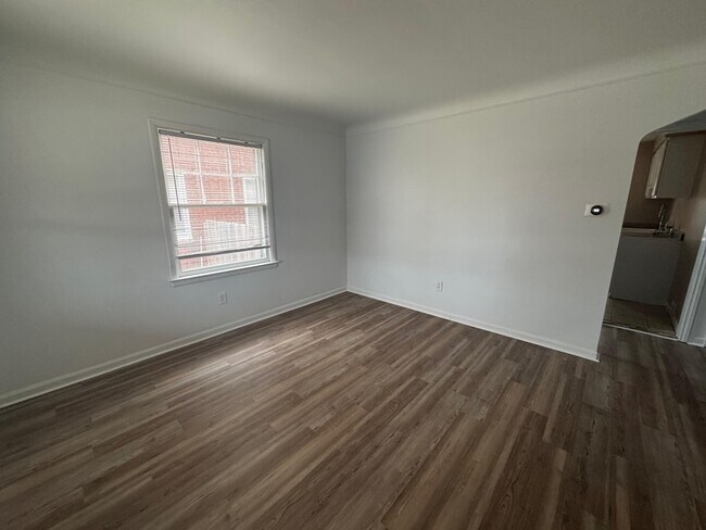 Foto del edificio - 16687 Collingham Dr