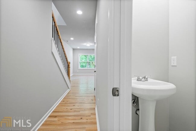 Building Photo - 8349 Triple Crown Dr