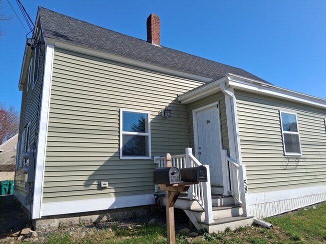 Building Photo - 58 Maple St