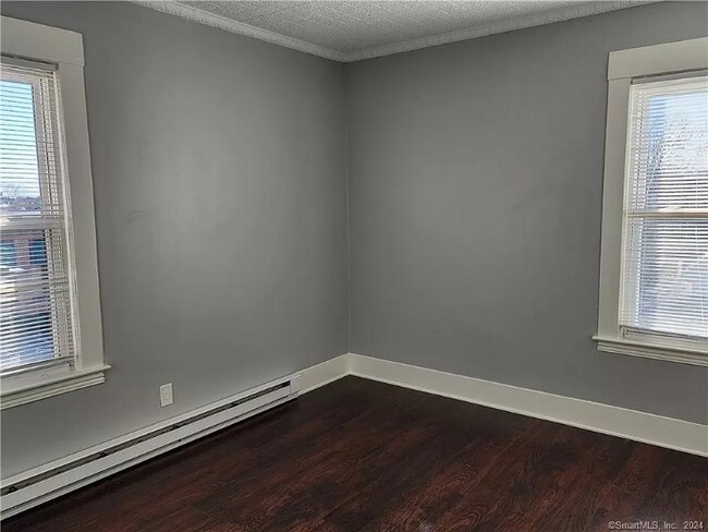 Foto del edificio - 405-407-407 Franklin Ave