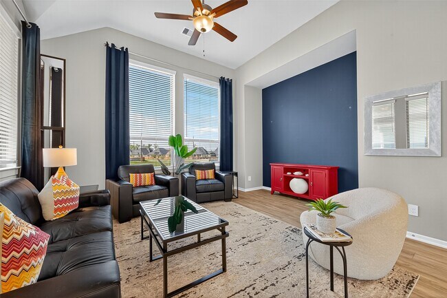 Foto del edificio - 1567 Rustling Creek Dr