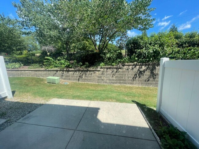 Foto del edificio - 107 Fanwood Ct