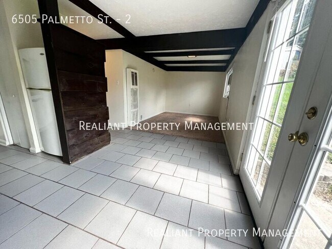 Foto del edificio - 6505 Palmetto St